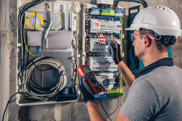 Best Emergency Electrical Repair  in Wauwatosa, WI